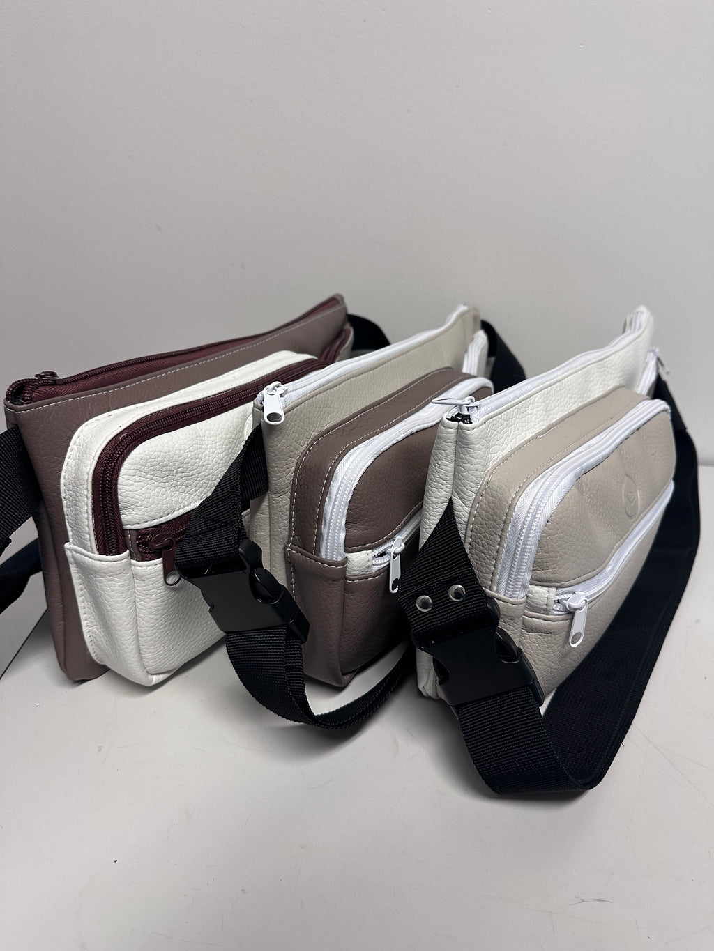 Faux Leather Waist Bag – Multi Pocket Everyday Hands Free Bag