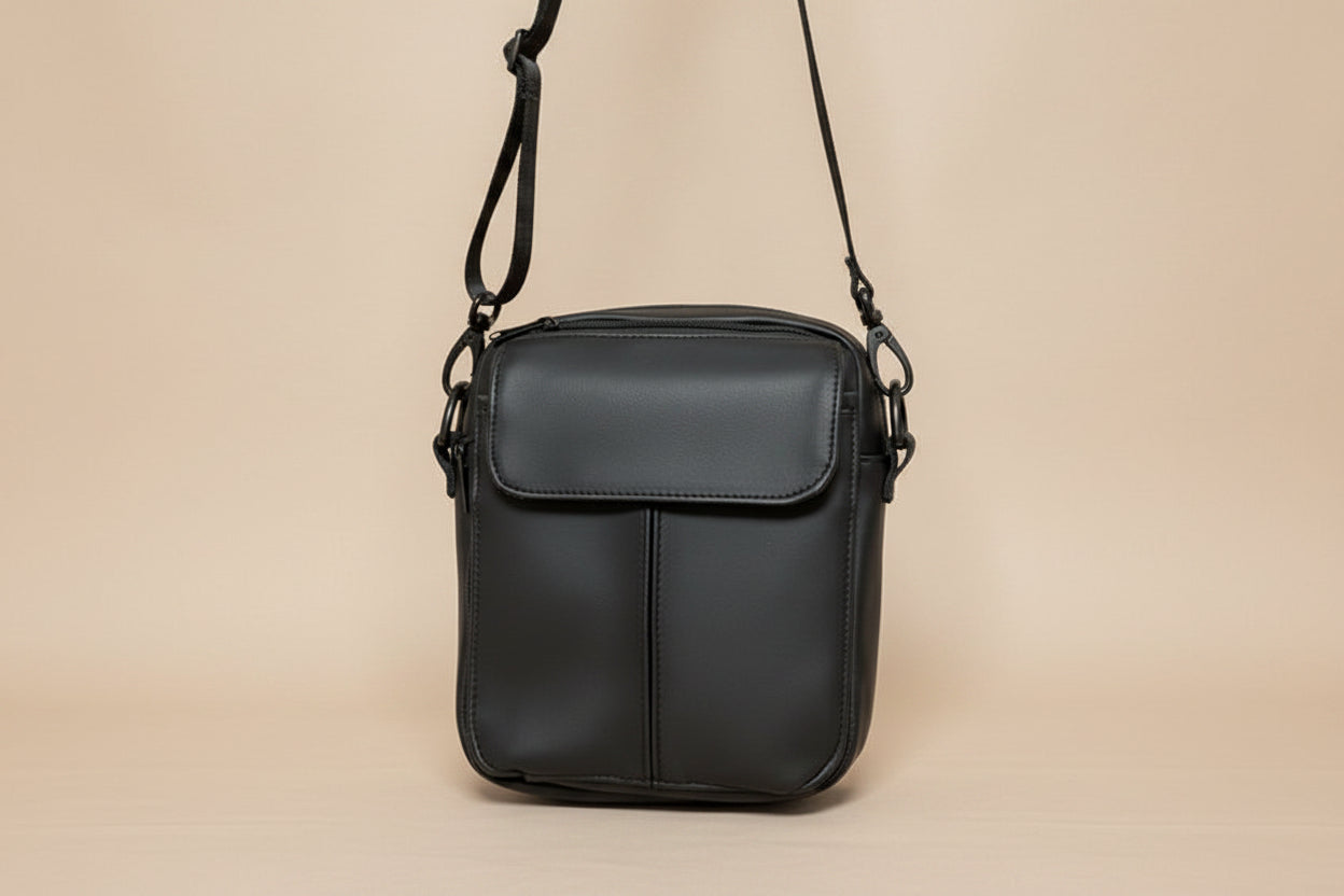 Men’s Carry All Crossbody Bag – Faux Leather