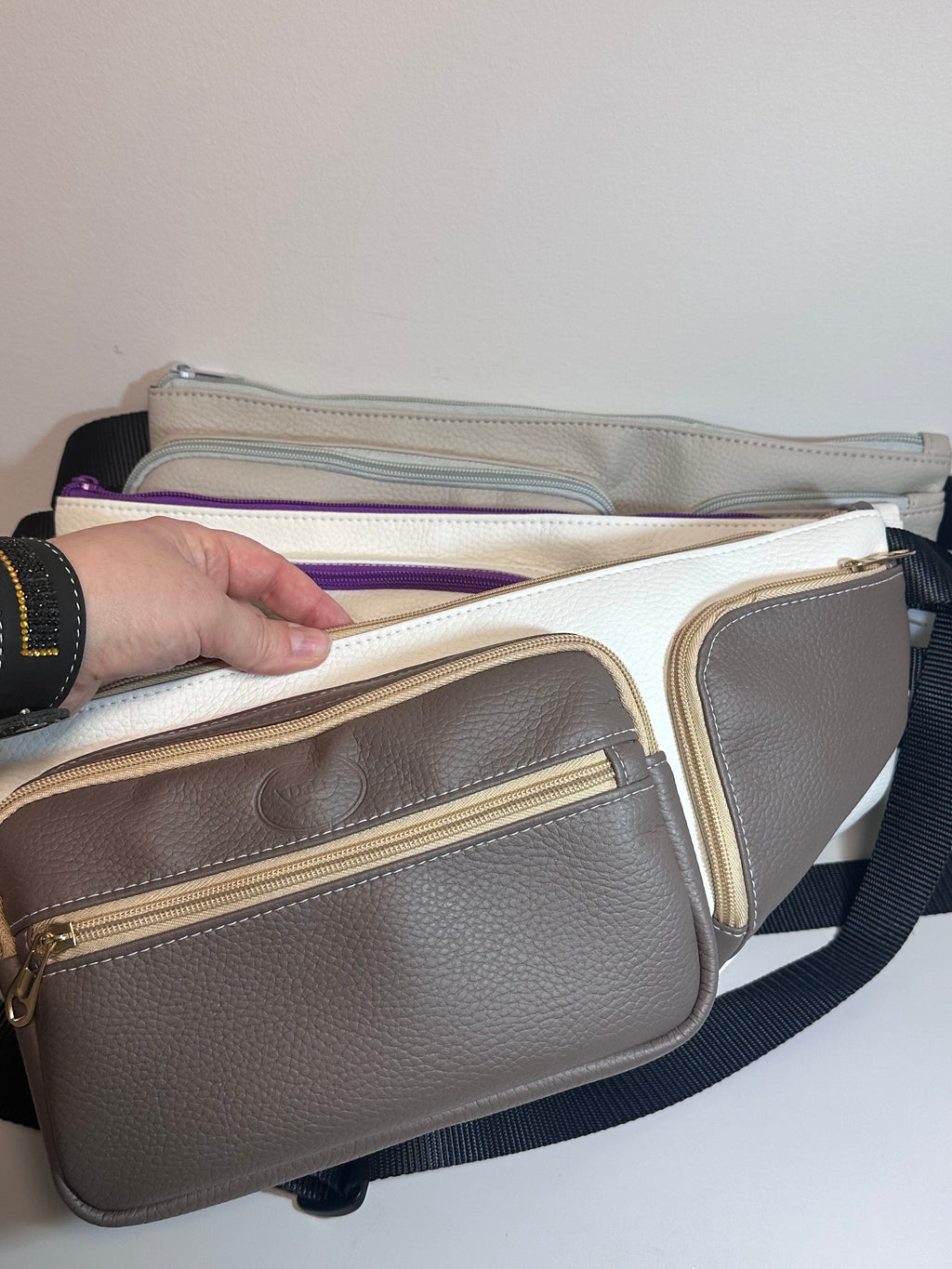Faux Leather Waist Bag – Multi Pocket Everyday Hands Free Bag