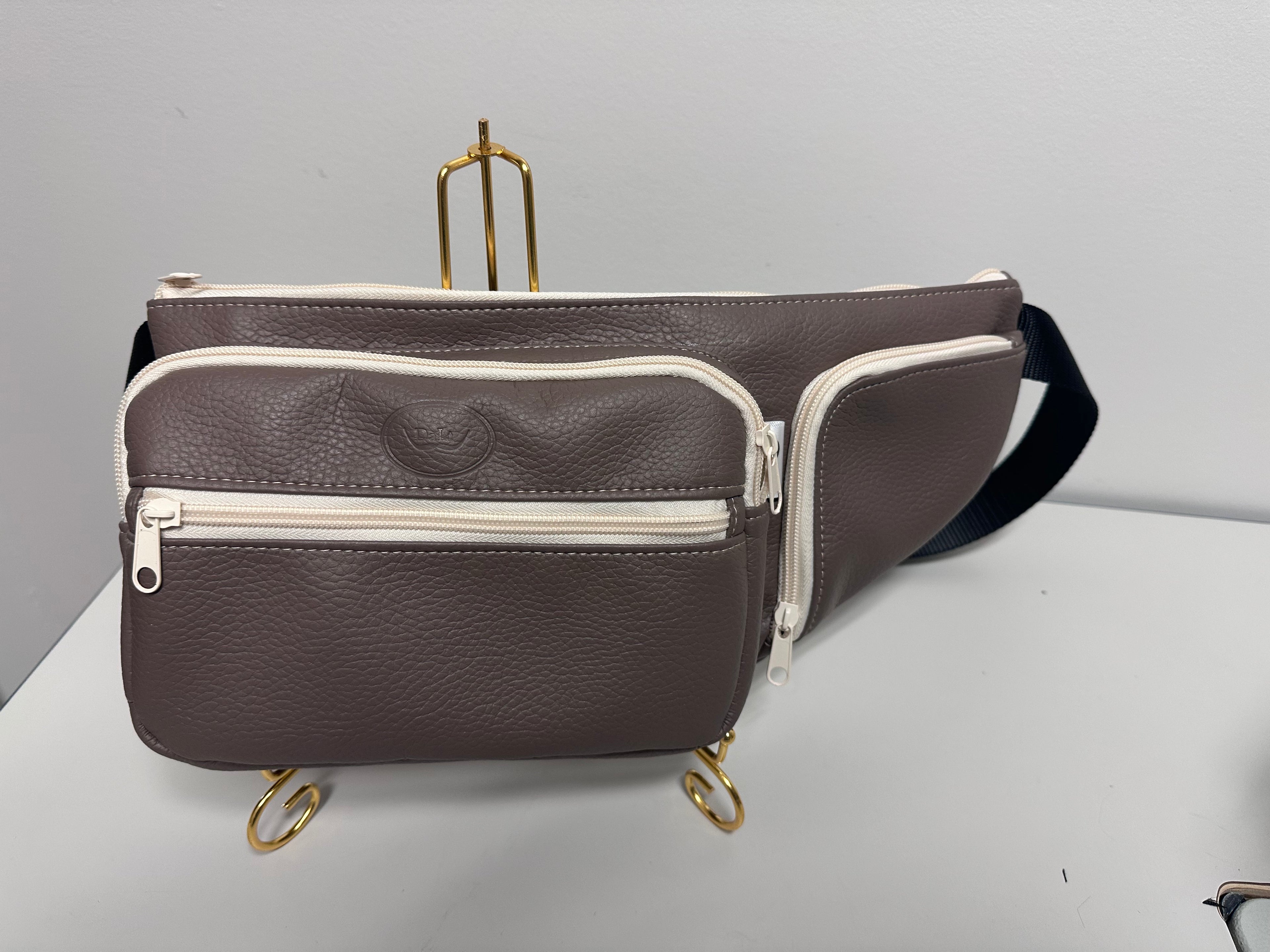 Faux Leather Waist Bag – Multi Pocket Everyday Hands Free Bag