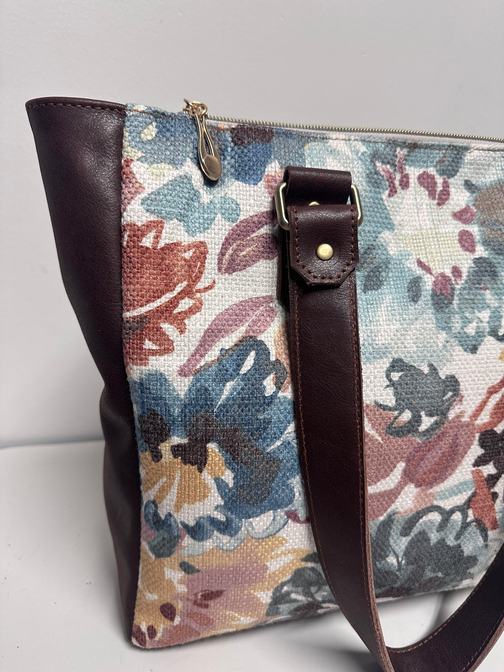 Floral Tapestry Tote Bag – Large Everyday Carryall