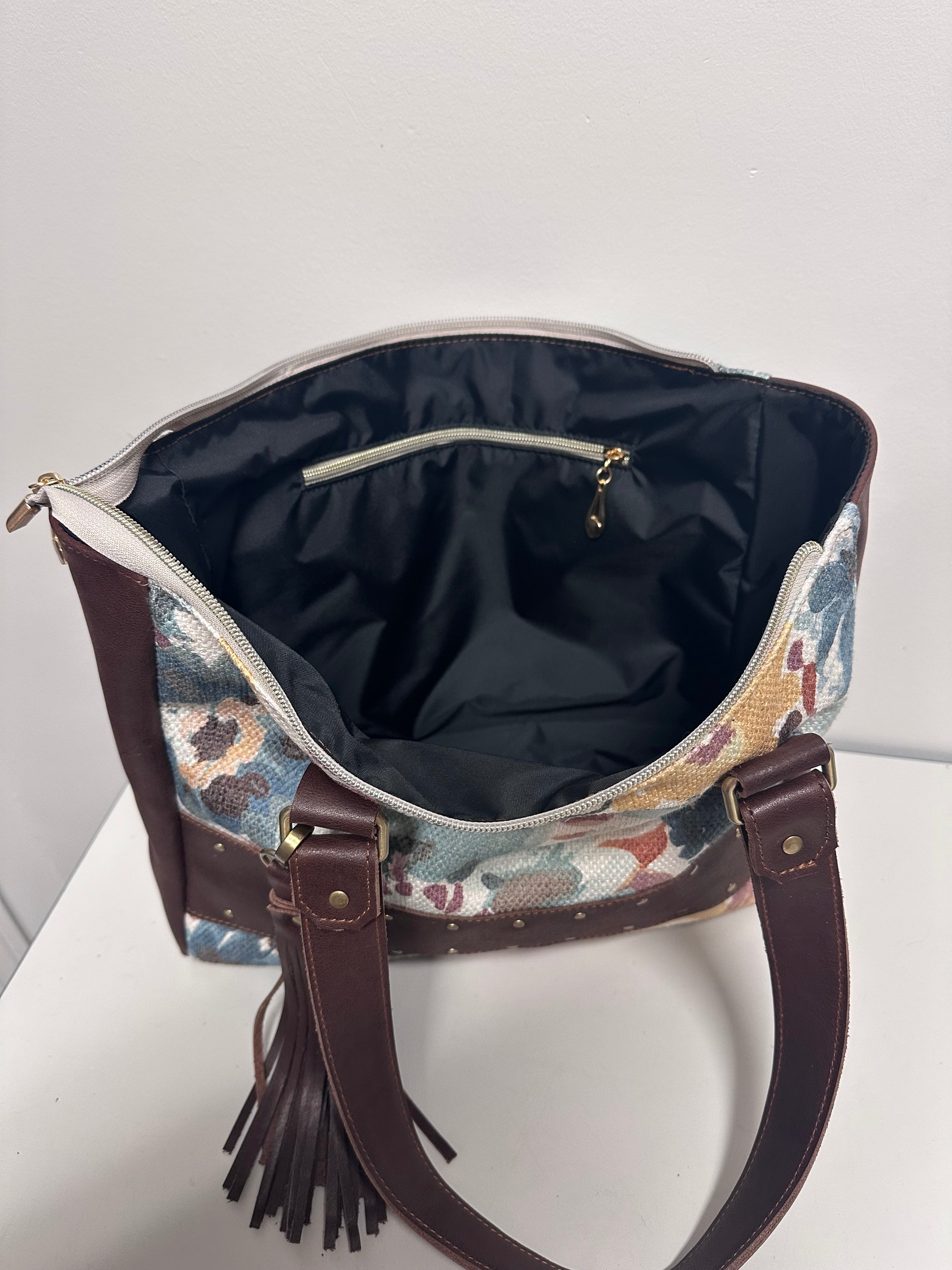 Floral Tapestry Tote Bag – Large Everyday Carryall