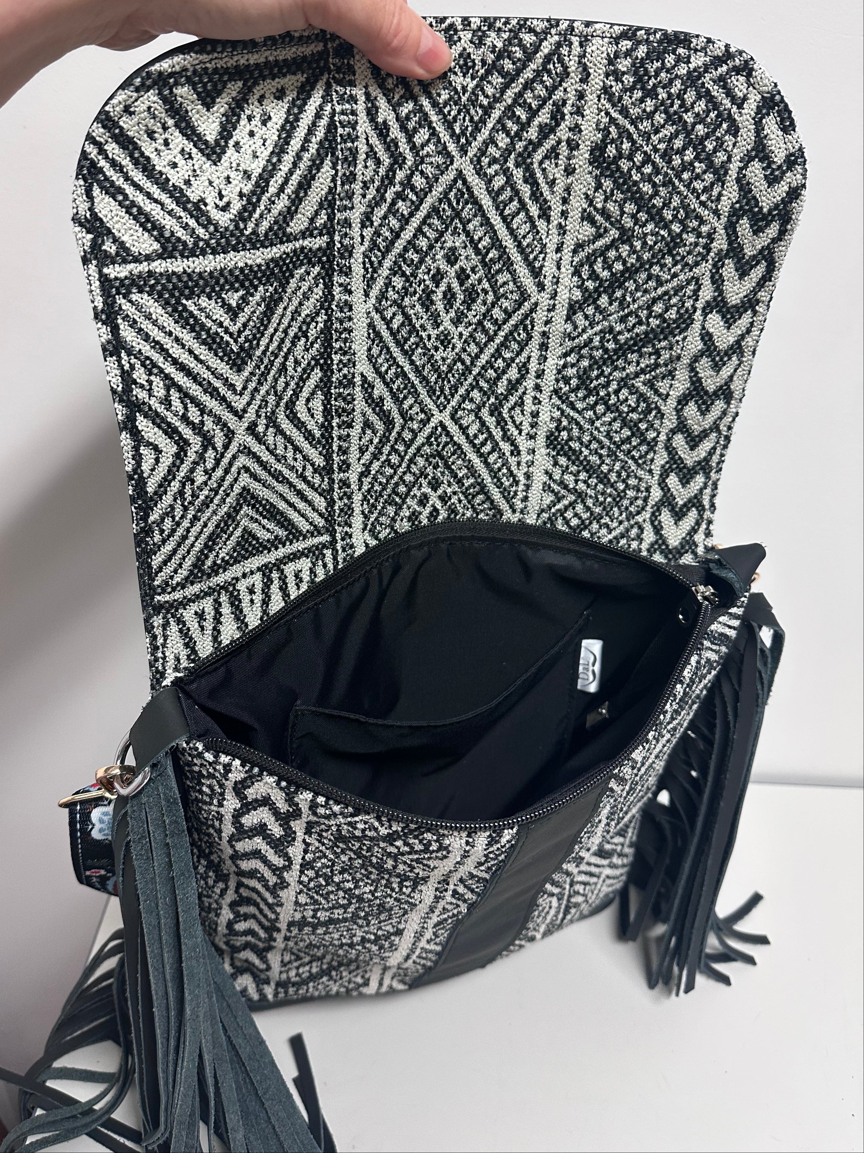 DaLi Western Fringe Crossbody Bag