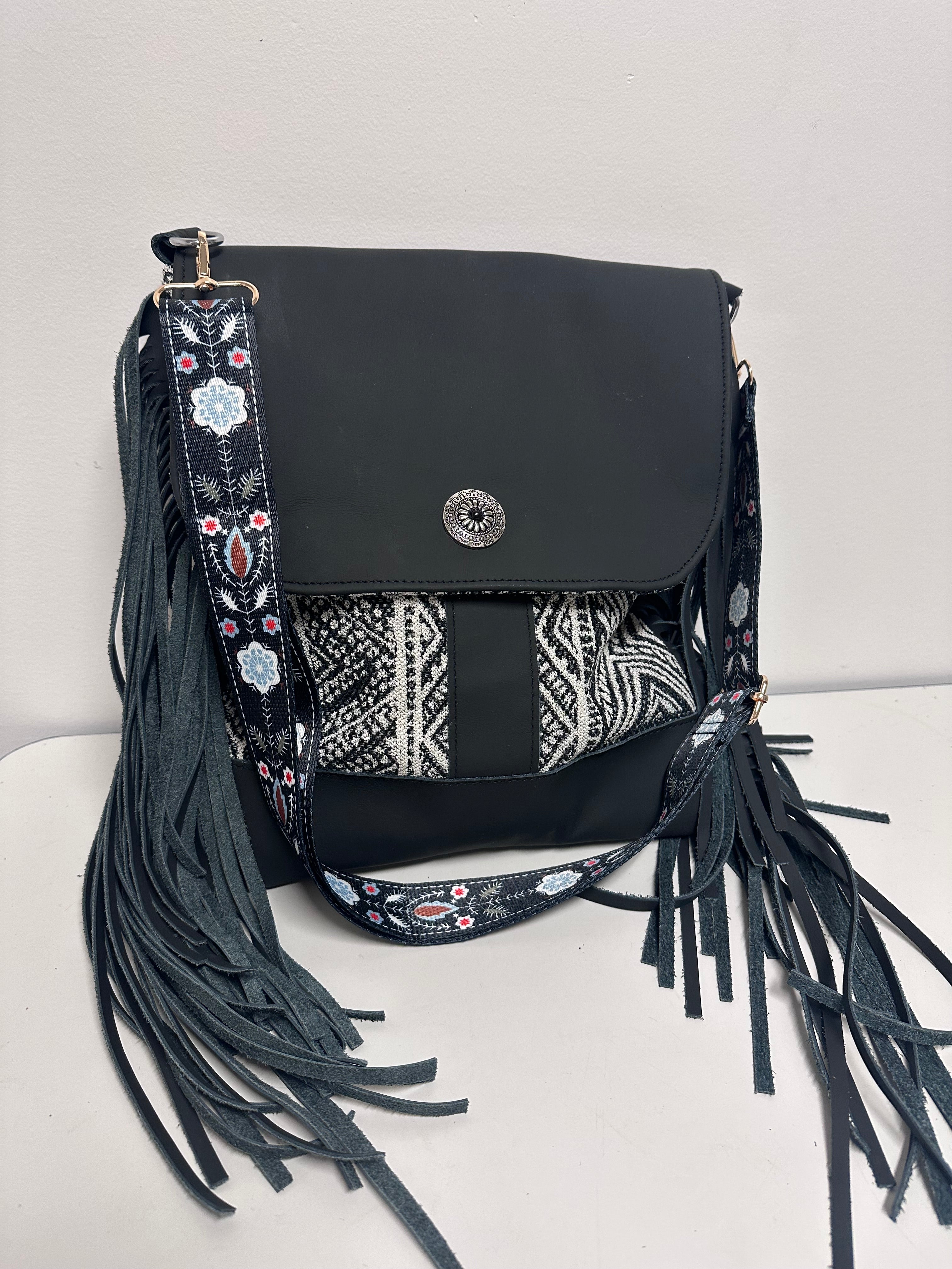 DaLi Western Fringe Crossbody Bag