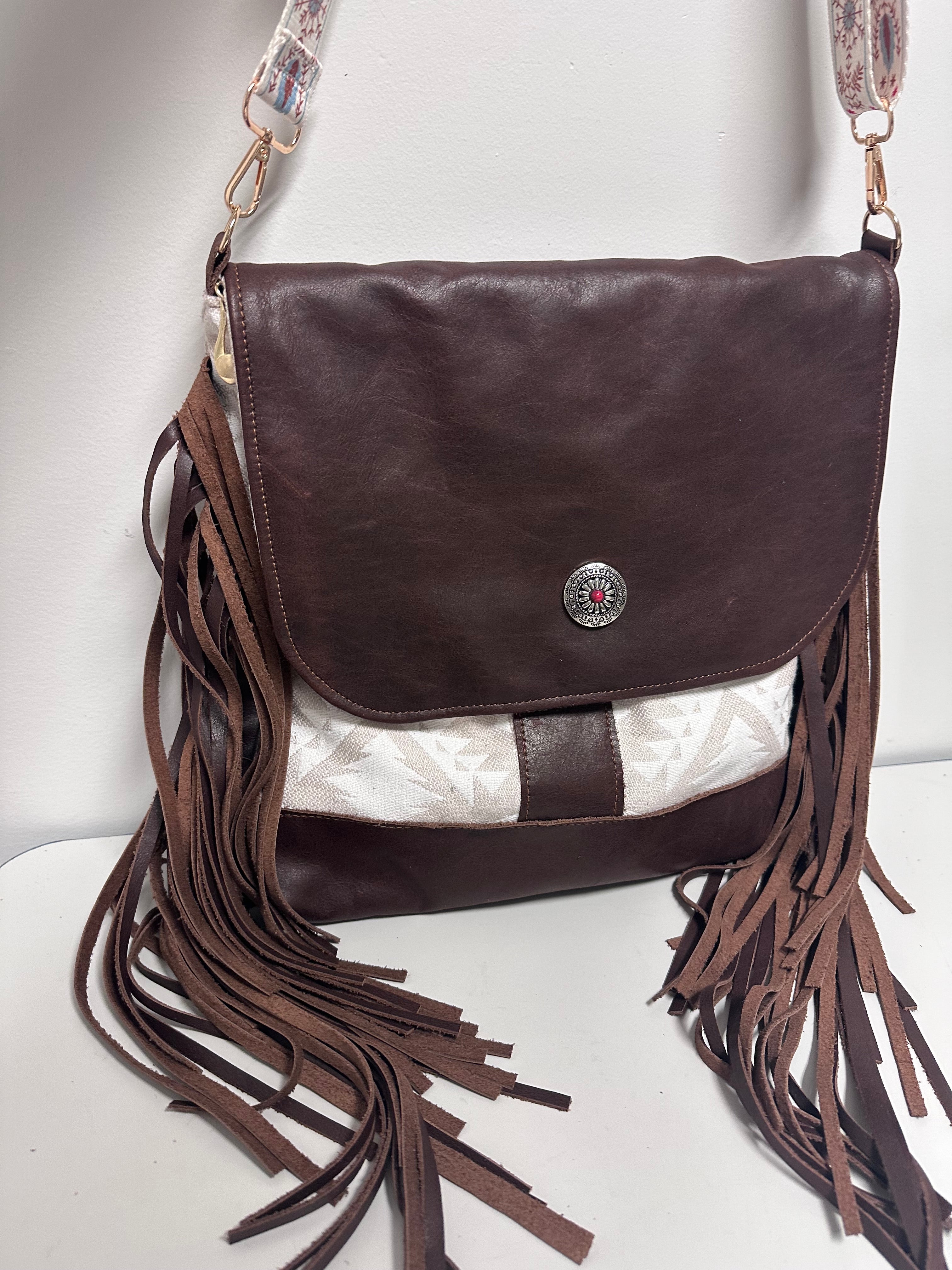 DaLi Prairie Fringe Crossbody Bag