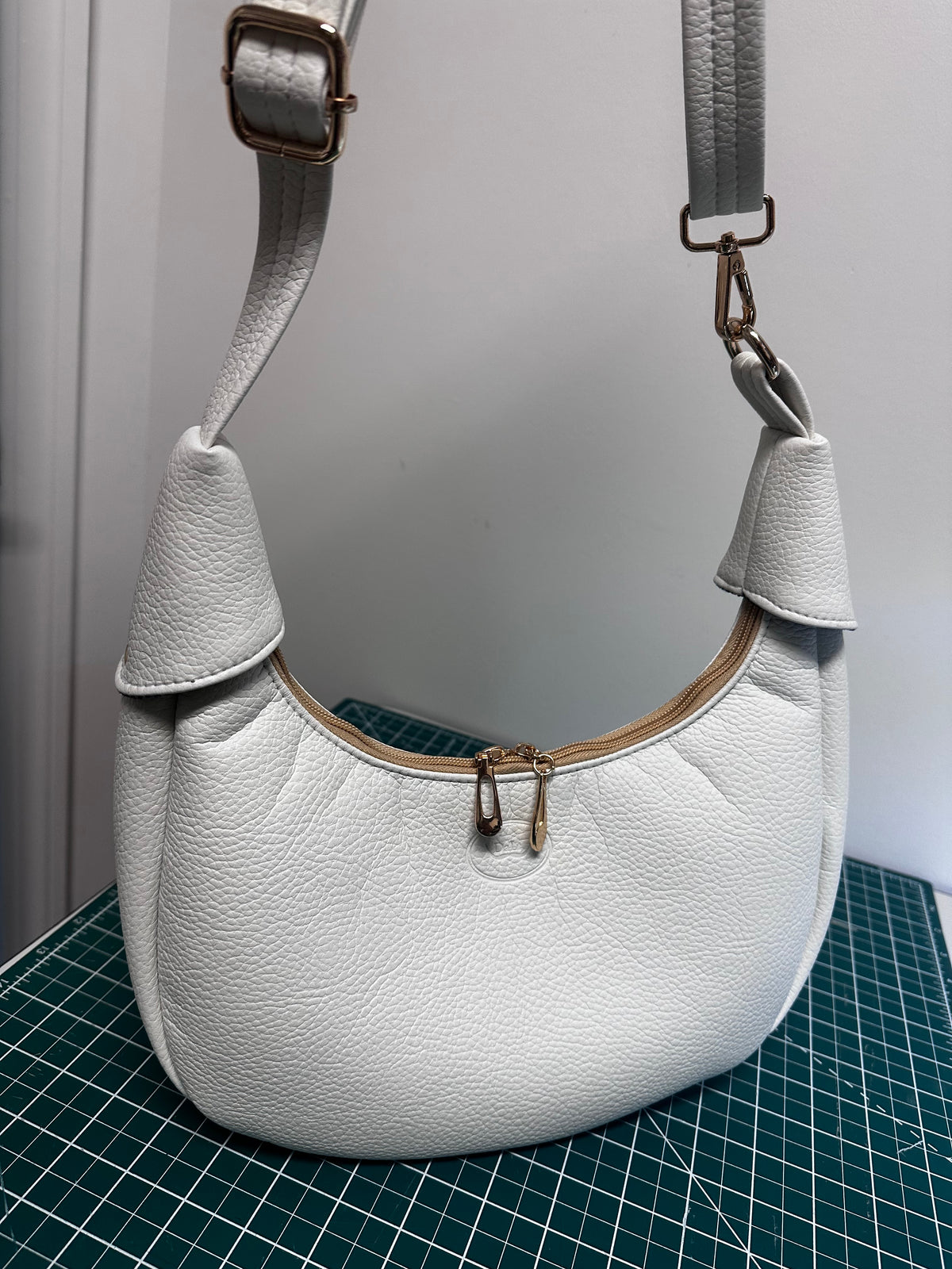 Everyday Shoulder & Crossbody Bag